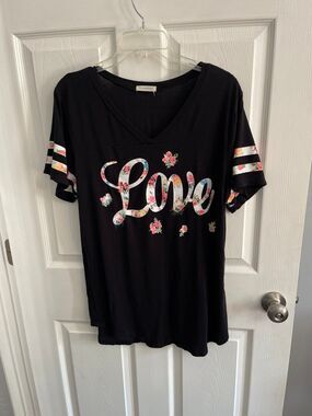 Occasion Short Sleeve “Love” T Shirt Size 2X Black